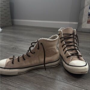 Converse Chuck Taylor All Star High Top Shearling Suede Sneakers Women 8